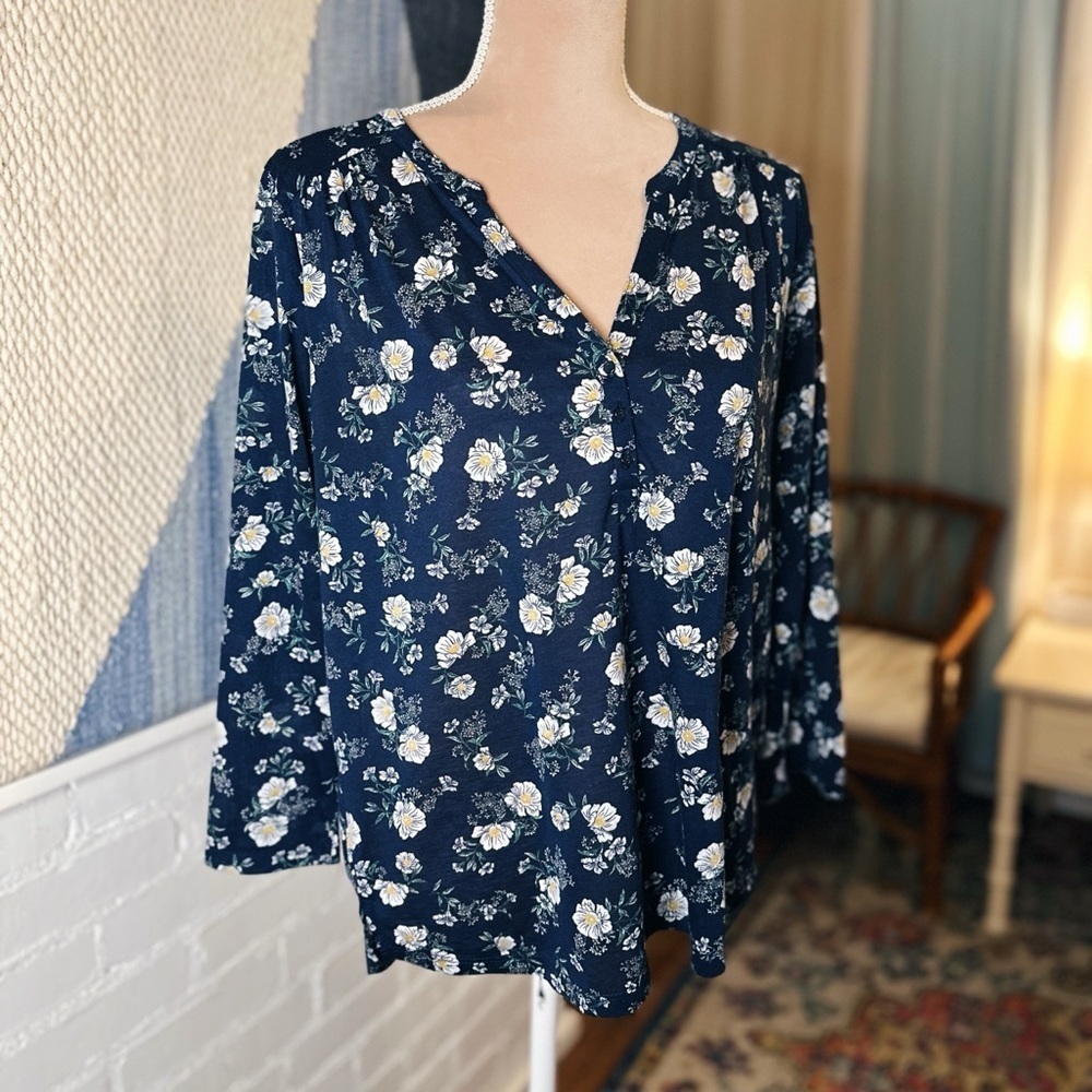 H&M Navy Blue Blouse with White Floral Pattern
